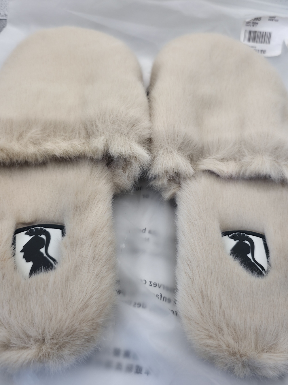Vivienne Hu New York (VHNY) Faux Fur Slides / Slippers EU37/ US7